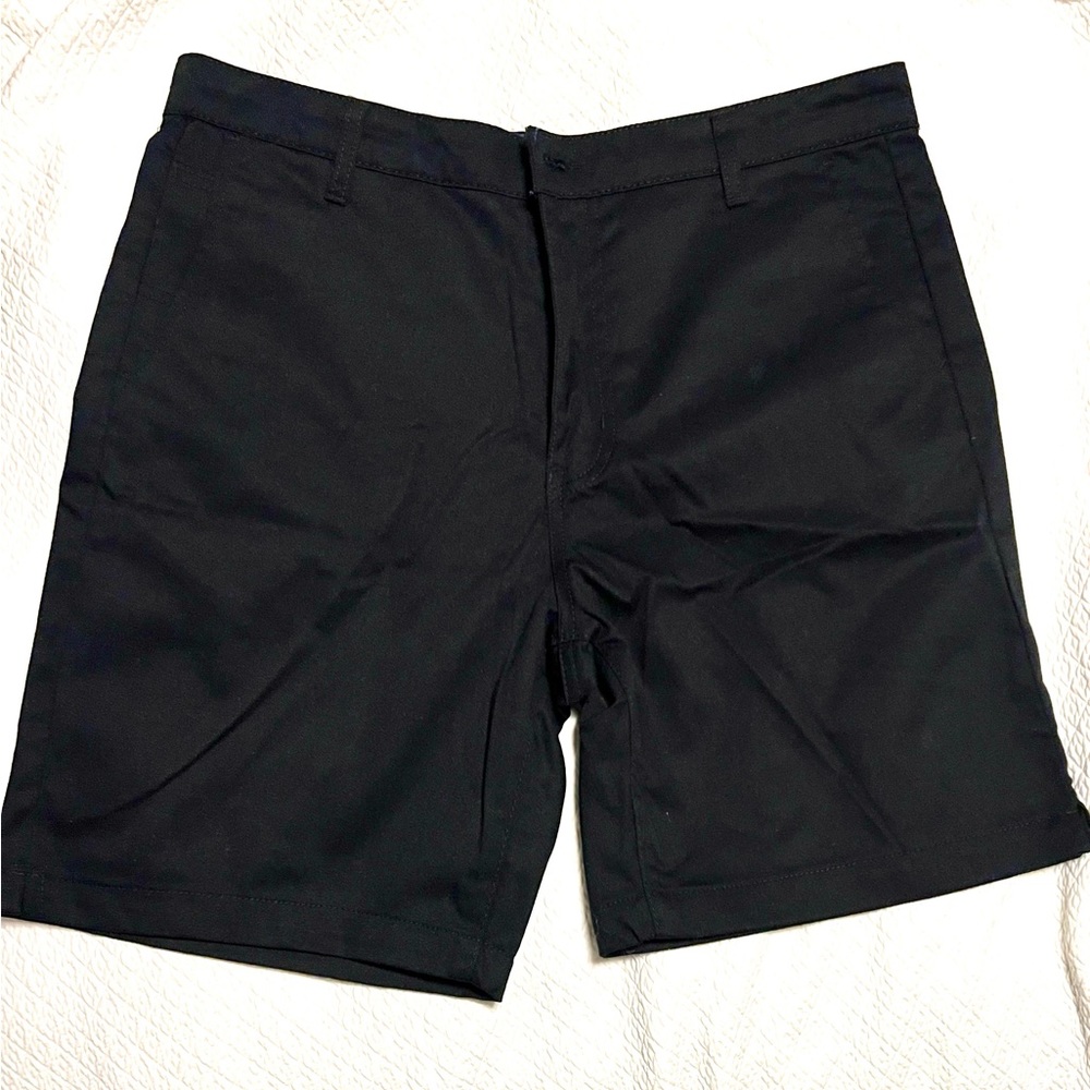 Forever 21. 21 men. Black shorts.